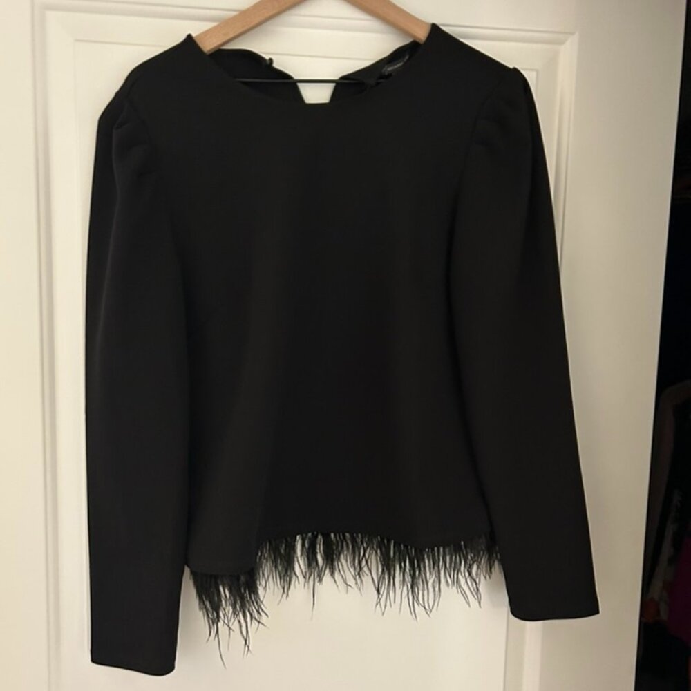 Brand New Blouse - Missing button.
